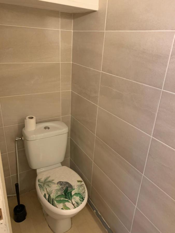 Logement A 20 Min De Paris Avec Parking Gratuit Eaubonne Exteriör bild